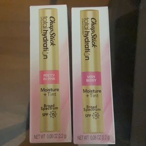 ChapStick total hydration Moisture + Tint